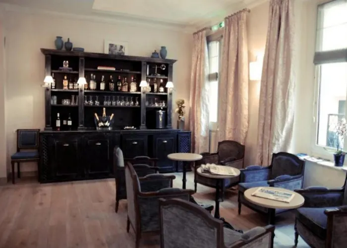 Magda Champs ElyséesHotel Pas Cher Paris